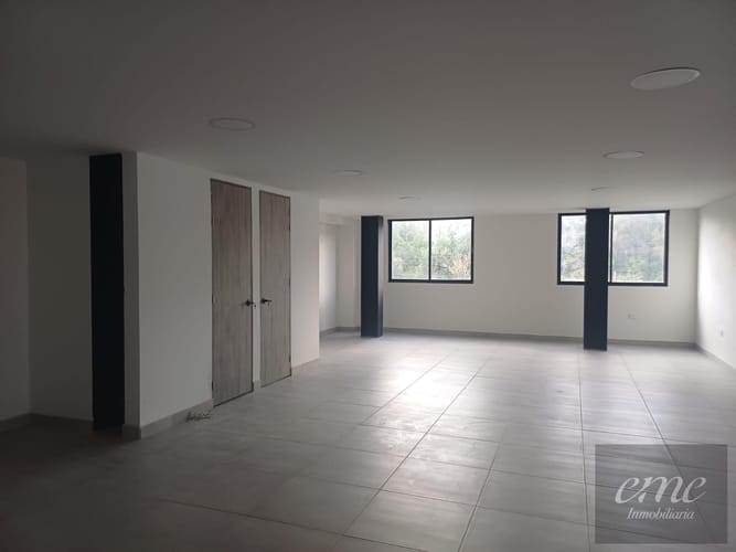 Bodega en arriendo en Tenche, Medellín, 120 m² · foto 5 de 6