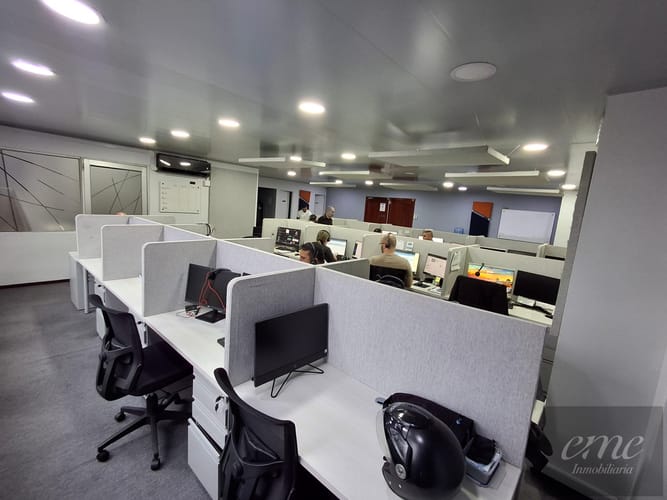 Oficina en arriendo en Guayabal, Medellín, 112 m² · foto 3 de 10