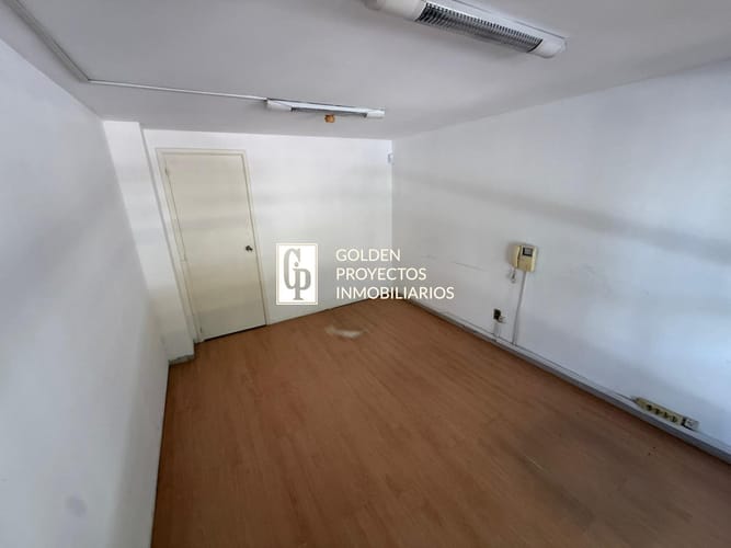 Oficina en Alquiler con Garage  Torre de los Caudillos Cordon · Foto 7