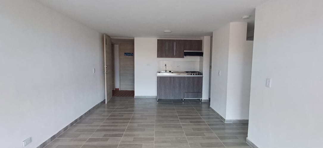 Apartamento de 3 alcobas en venta en El Paraiso, Bello, 53 m² · foto 3 de 14