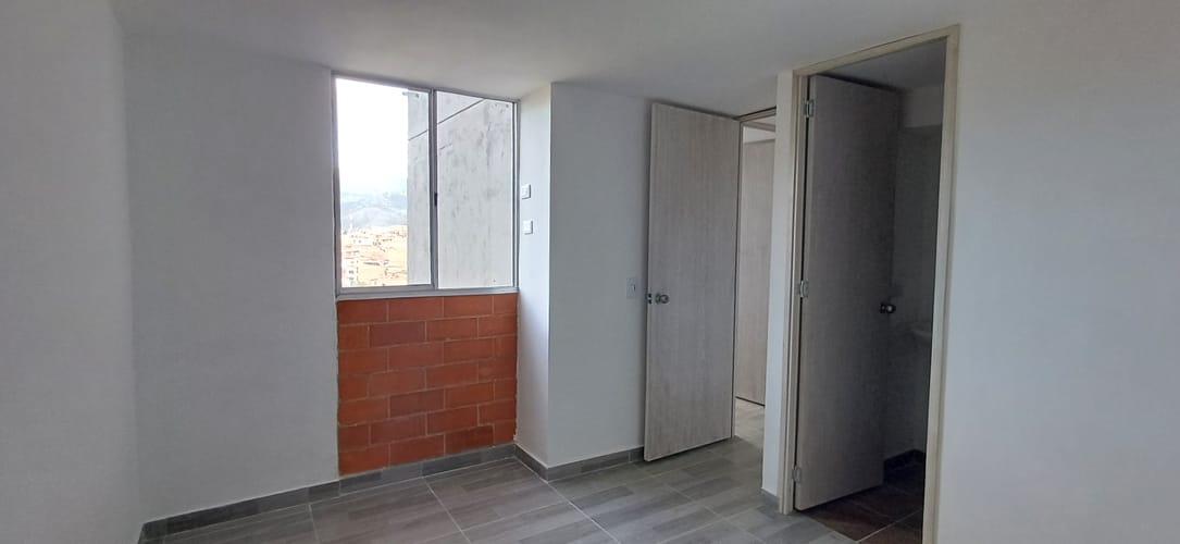 Apartamento de 3 alcobas en venta en El Paraiso, Bello, 53 m² · foto 8 de 14