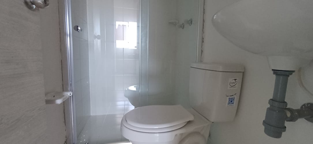 Apartamento de 3 alcobas en venta en El Paraiso, Bello, 53 m² · foto 9 de 14