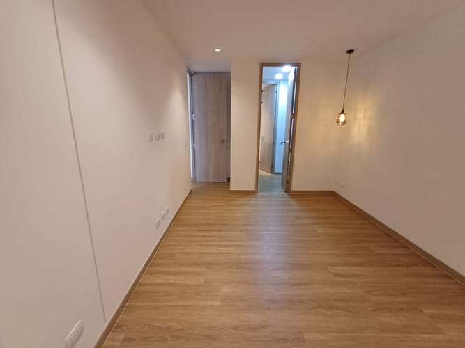 Apartamento de 2 alcobas en arriendo en La Convencion, Rionegro, 100 m² · foto 15 de 23