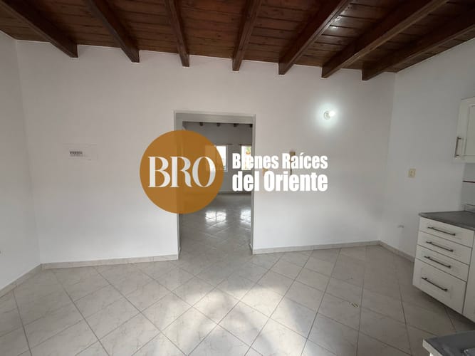 Casa de 3 alcobas en venta en Anillo Vial, Floridablanca, 120 m² · foto 3 de 16