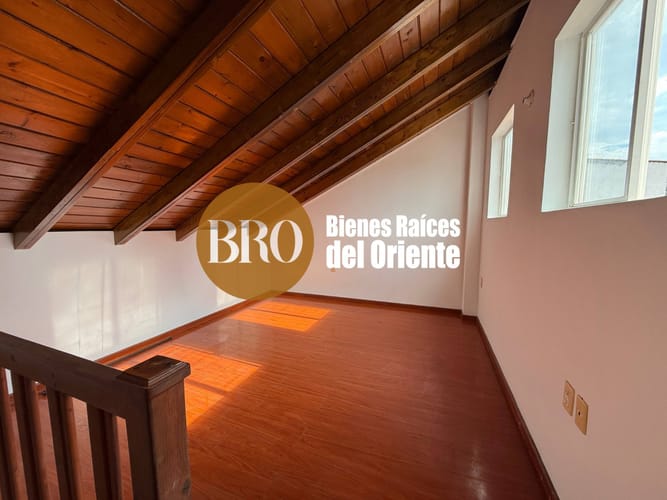 Casa de 3 alcobas en venta en Anillo Vial, Floridablanca, 120 m² · foto 8 de 16