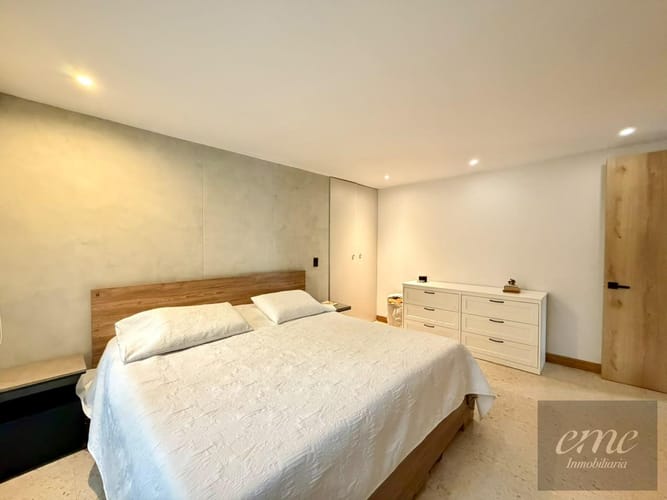 Apartamento de 4 alcobas en arriendo en Los Balsos, Medellín, 170 m² · foto 12 de 15