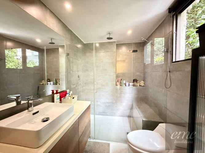 Apartamento de 4 alcobas en arriendo en Los Balsos, Medellín, 170 m² · foto 13 de 15