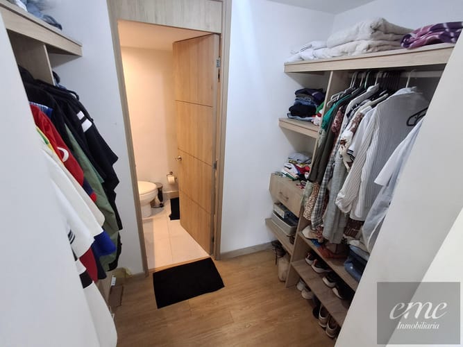 Apartamento de 2 alcobas en venta en Belén, Medellín, 82 m² · foto 3 de 18