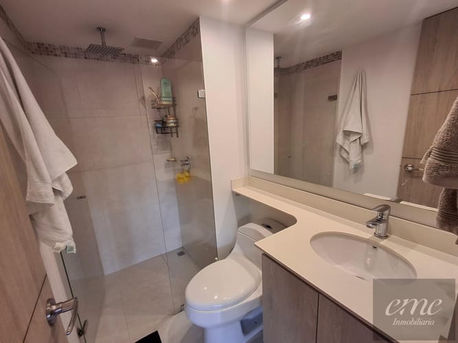 Apartamento de 2 alcobas en venta en Belén, Medellín, 82 m² · foto 10 de 18