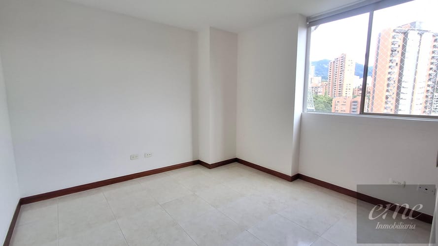 Apartamento de 4 alcobas en venta en Los Balsos, Medellín, 113 m² · foto 16 de 24