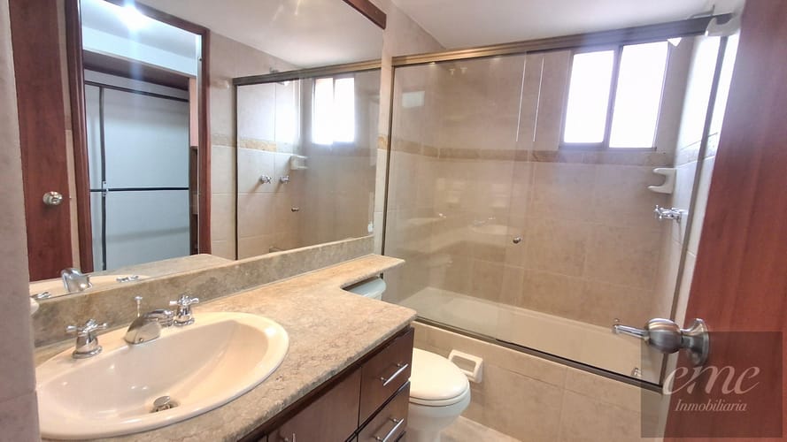 Apartamento de 4 alcobas en venta en Los Balsos, Medellín, 113 m² · foto 23 de 24