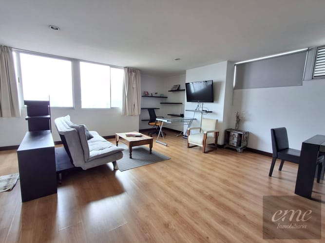 Apartaestudio en arriendo en Oviedo, Medellín, 57 m² · foto 2 de 16