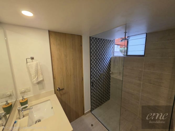 Apartamento de 3 alcobas en venta en Belén, Medellín, 113 m² · foto 5 de 24
