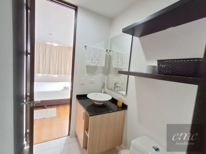Apartaestudio en arriendo en Oviedo, Medellín, 57 m² · foto 10 de 16