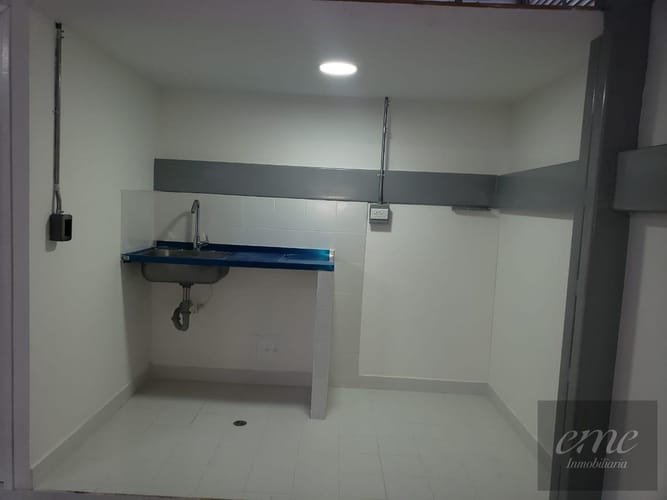 Bodega en arriendo en Viviendas Del Sur, Itagüí, 180 m² · foto 5 de 10