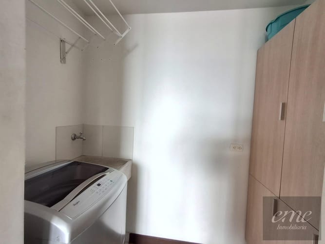Apartaestudio en arriendo en Oviedo, Medellín, 57 m² · foto 12 de 16