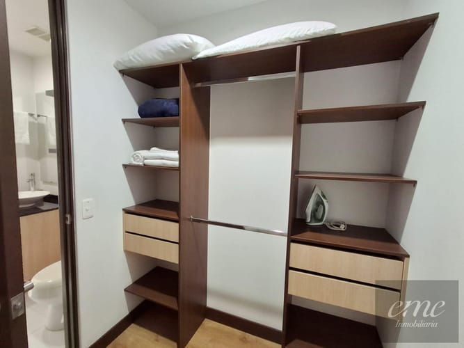 Apartaestudio en arriendo en Oviedo, Medellín, 57 m² · foto 13 de 16