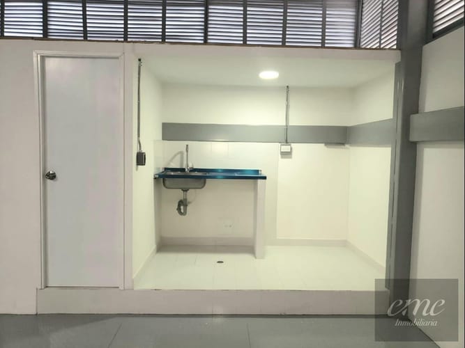 Bodega en arriendo en Viviendas Del Sur, Itagüí, 180 m² · foto 7 de 10