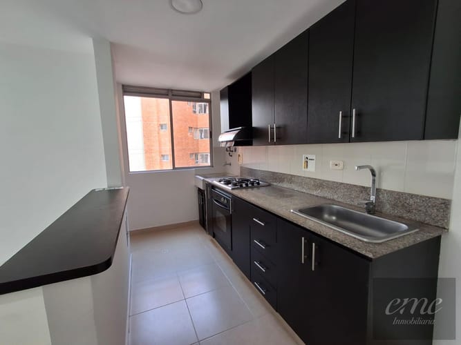Apartamento de 3 alcobas en arriendo en Mugá, Envigado, 72 m² · foto 3 de 15