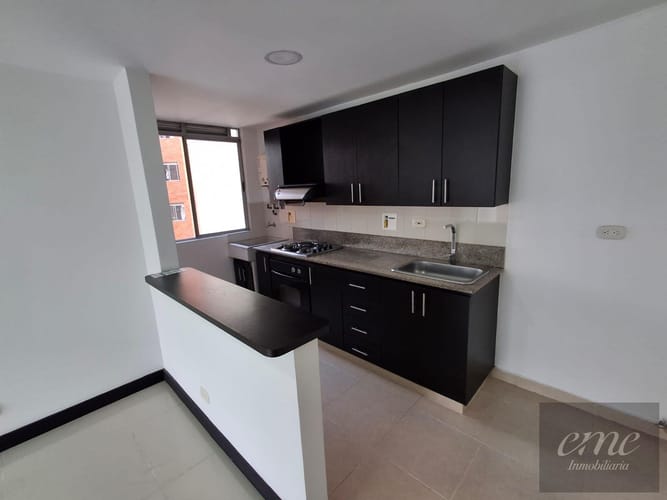 Apartamento de 3 alcobas en arriendo en Mugá, Envigado, 72 m² · foto 6 de 15