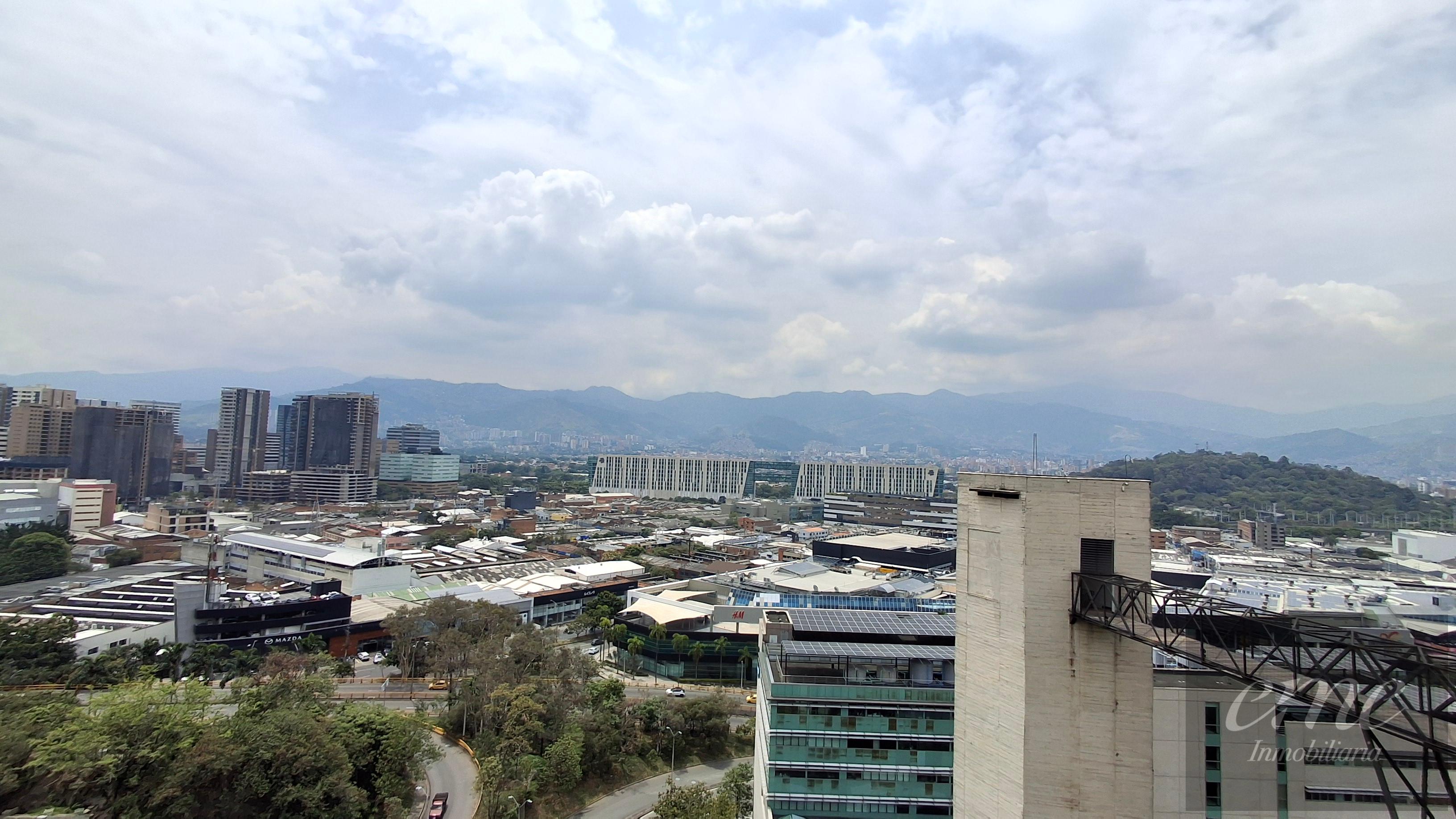Apartamento en arriendo en Vía Las Palmas, Medellín · foto 2 de 18