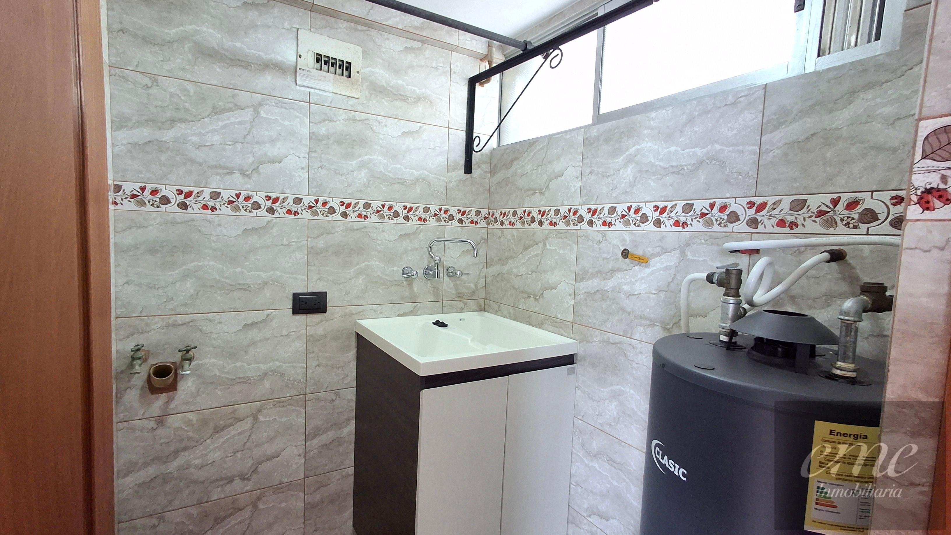 Apartamento en arriendo en Vía Las Palmas, Medellín · foto 9 de 18