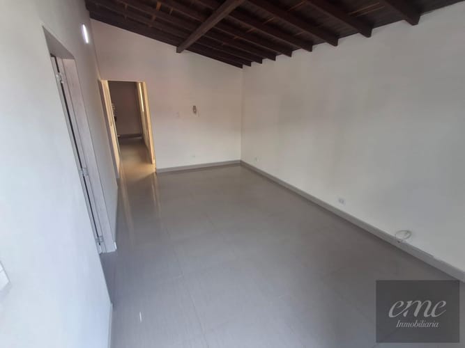 Apartamento de 3 alcobas en venta en Brasilia, Medellín, 78 m² · foto 4 de 19