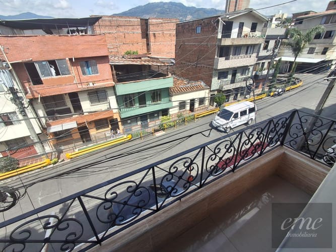 Apartamento de 3 alcobas en venta en Brasilia, Medellín, 78 m² · foto 9 de 19