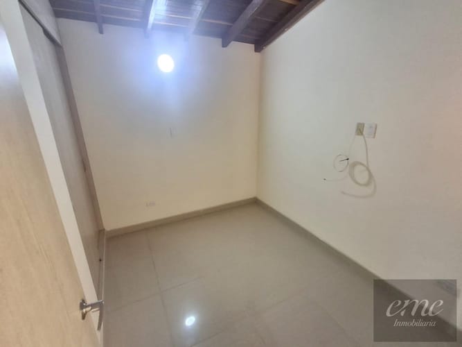 Apartamento de 3 alcobas en venta en Brasilia, Medellín, 78 m² · foto 11 de 19