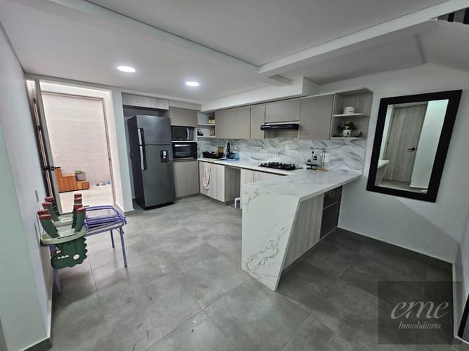 Apartamento de 2 alcobas en venta en El Carmen De Viboral, El Carmen de Viboral, 52 m² · foto 2 de 24