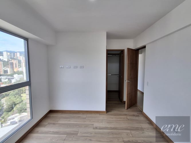 Apartamento de 2 alcobas en venta en Prados De Sabaneta, Sabaneta, 68 m² · foto 4 de 15