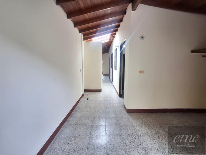 Apartamento de 3 alcobas en arriendo en San Miguel, Medellín, 110 m² · foto 16 de 24