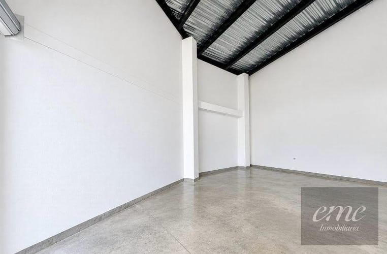 Bodega en arriendo en Viviendas Del Sur, Itagüí, 400 m² · foto 5 de 17
