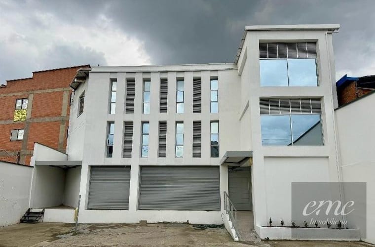 Bodega en arriendo en Viviendas Del Sur, Itagüí, 400 m² · foto 13 de 17