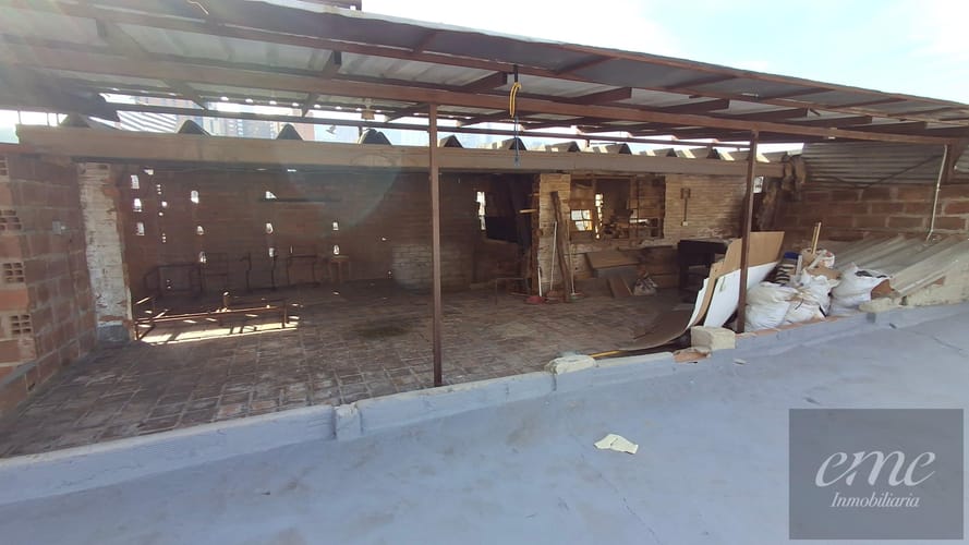 Bodega en arriendo en Perpetuo Socorro, Medellín, 280 m² · foto 6 de 9