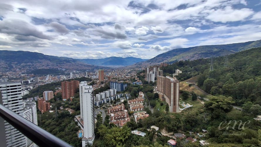 Apartamento de 2 alcobas en arriendo en Asomadera No.2, Medellín, 71 m² · foto 6 de 15