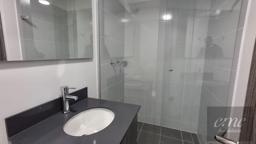 Apartamento de 2 alcobas en arriendo en Asomadera No.2, Medellín, 71 m² · foto 14 de 15