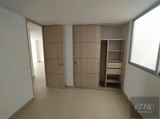 Apartamento de 3 alcobas en venta en Centro, Bello, 84 m² · foto 11 de 15