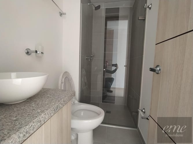 Apartamento de 3 alcobas en venta en Centro, Bello, 84 m² · foto 13 de 15