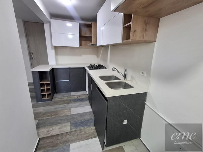Apartamento de 3 alcobas en venta en Villa Del Parque, Itagüí, 60 m² · foto 3 de 16