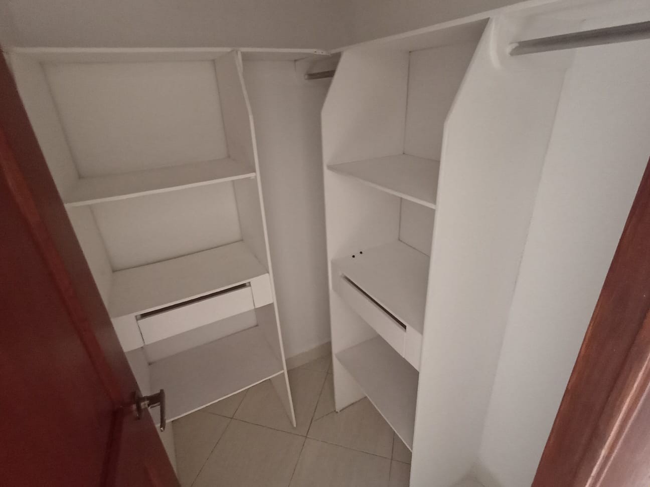 Apartamento en arriendo en Laureles, Medellín · foto 10 de 16