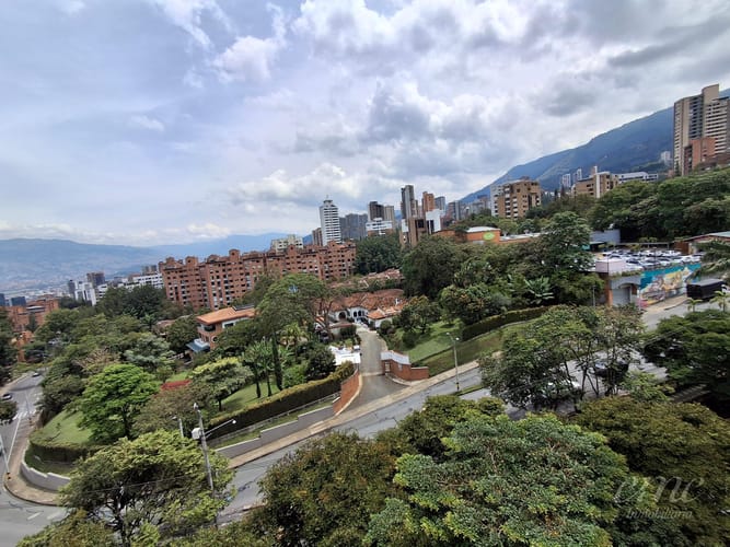 Apartamento de 3 alcobas en arriendo en El Diamante 2, Medellín, 84 m² · foto 14 de 24