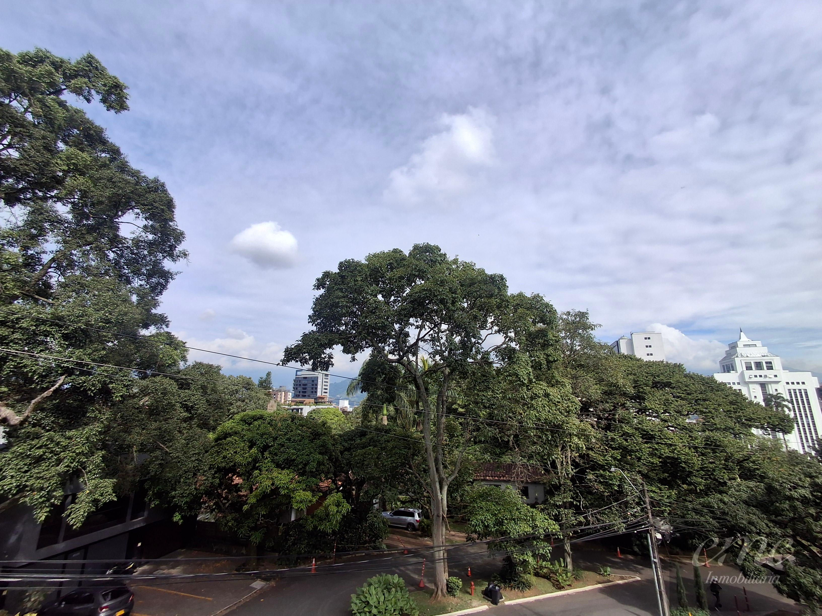 Apartamento en venta en El Campestre, Medellín · foto 9 de 24
