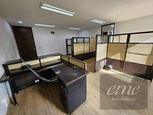 Oficina en arriendo en Los Balsos, Medellín, 75 m² · foto 5 de 12