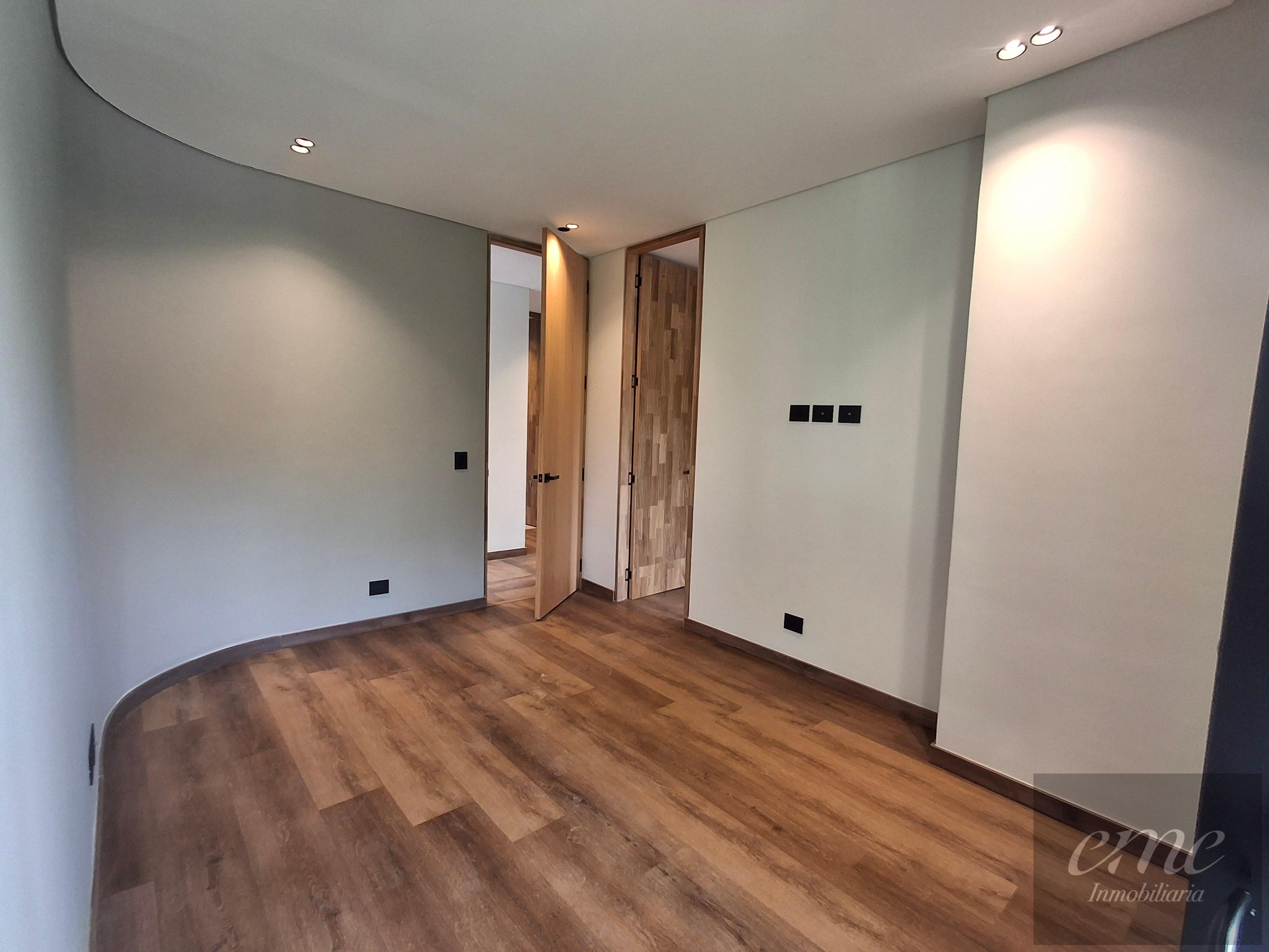 Apartamento en venta en El Campestre, Medellín · foto 13 de 24