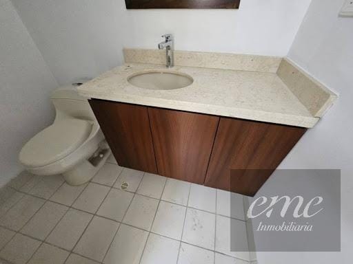 Oficina en arriendo en Los Balsos, Medellín, 75 m² · foto 10 de 12
