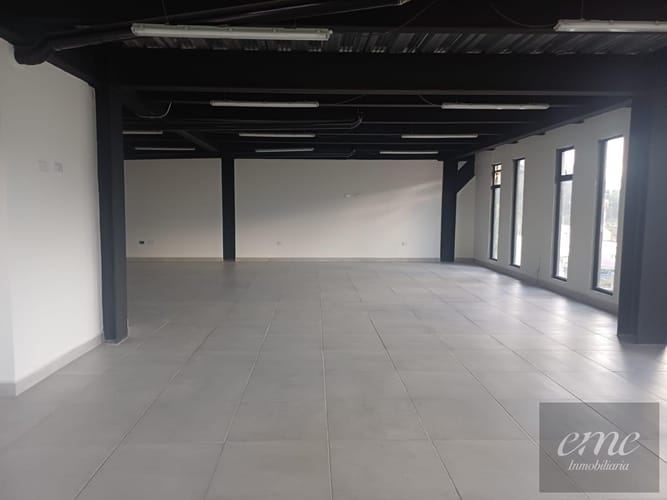 Bodega en arriendo en Tenche, Medellín, 165 m² · foto 2 de 6
