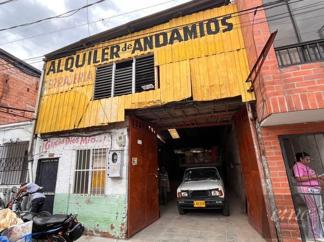 Local en arriendo en San Bernardo, Medellín, 150 m² · foto 3 de 4