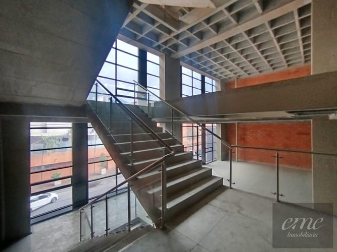 Bodega en arriendo en Perpetuo Socorro, Medellín, 3000 m² · foto 15 de 24