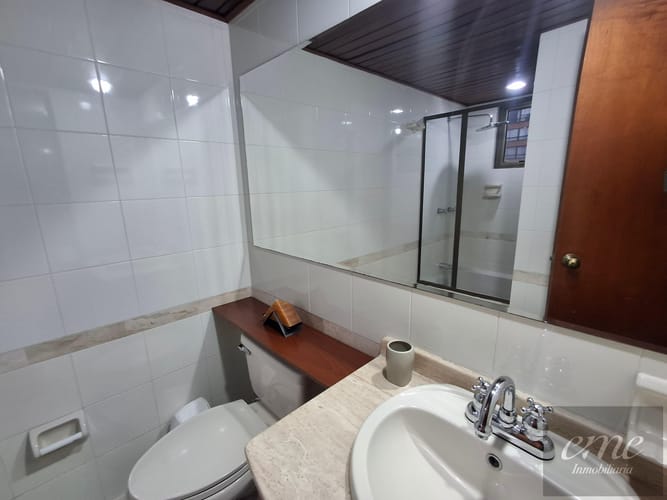 Apartamento de 2 alcobas en arriendo en Patio Bonito, Medellín, 65 m² · foto 12 de 24